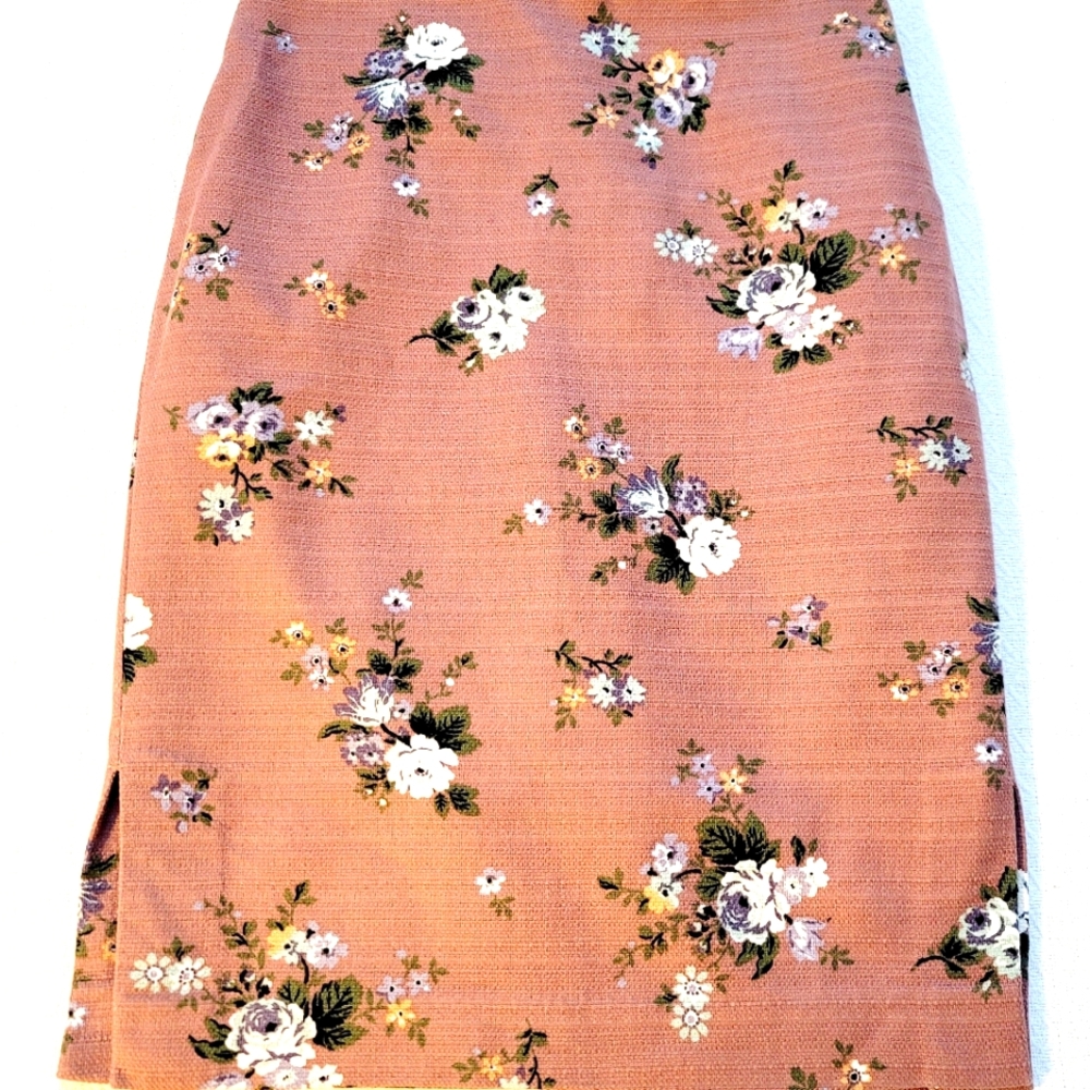 Ann Taylor, LOFT outlet, size 0, Floral Skirt